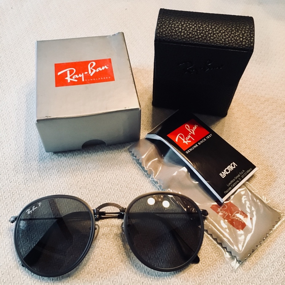 Ray-Ban round foldable sunglasses